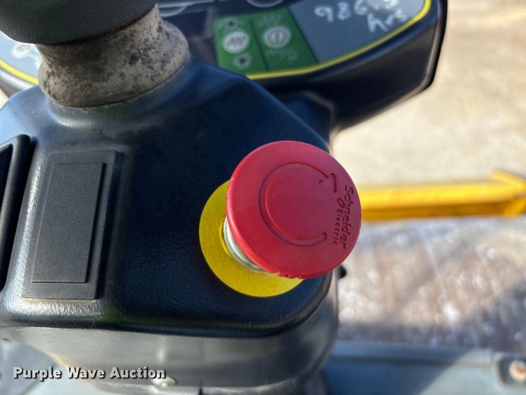 image for item EA6976 2018 Wacker Neuson RC70 single drum vibratory roller