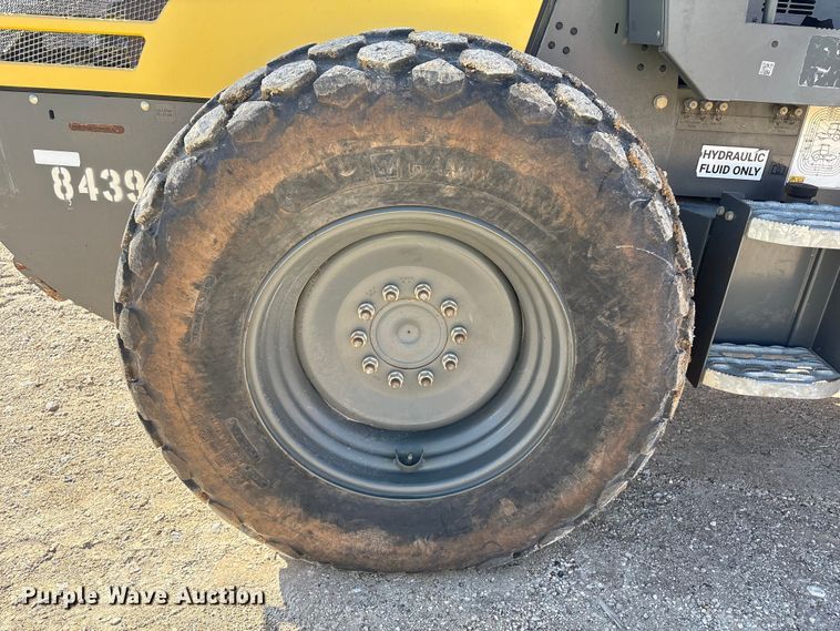 image for item EA6976 2018 Wacker Neuson RC70 single drum vibratory roller