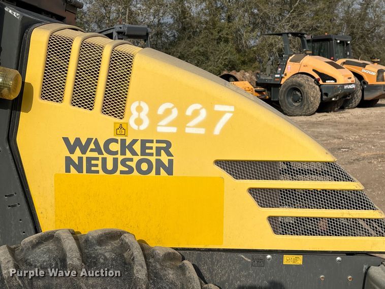 image for item EA7116 2016 Wacker Neuson RC50 single drum vibratory roller