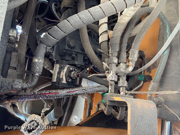 image for item EA7118 2016 Case SV212 single drum vibratory roller