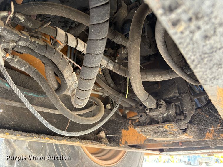 image for item EA7118 2016 Case SV212 single drum vibratory roller