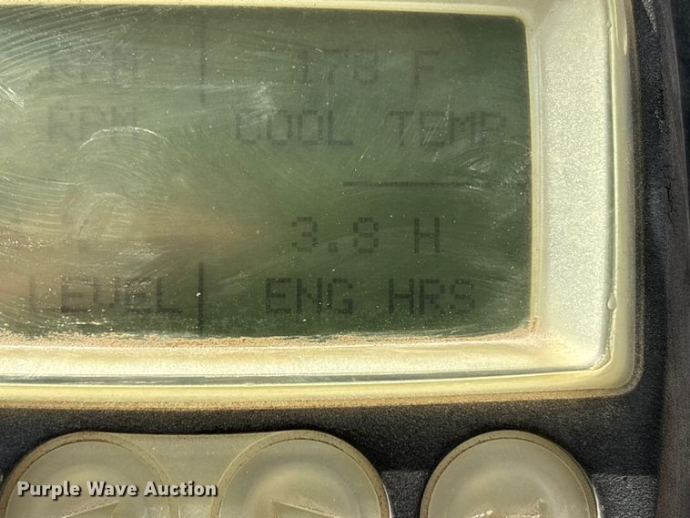 image for item EA7118 2016 Case SV212 single drum vibratory roller