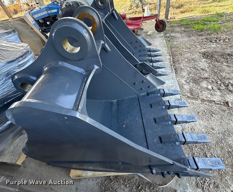 image for item EA7147 Smartcharm CAT320D excavator bucket