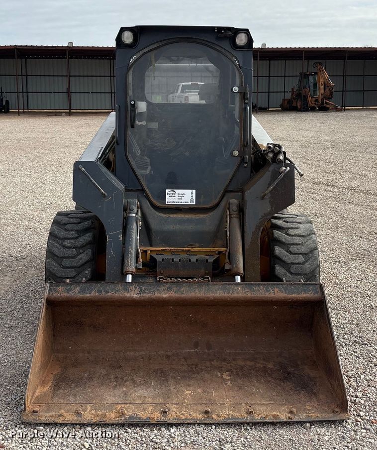 MINI CARGADOR SOBRE RUEDAS 2012 JOHN DEERE 320D