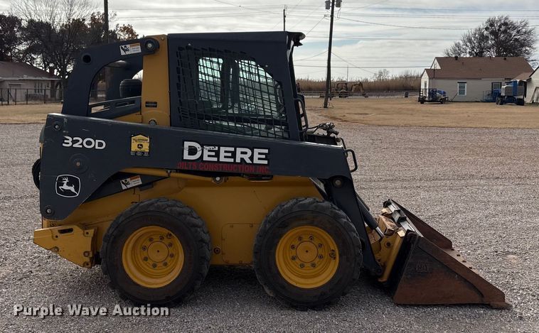 MINI CARGADOR SOBRE RUEDAS 2012 JOHN DEERE 320D