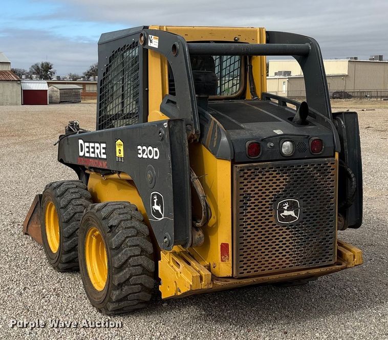 image for item EA7874 2012 John Deere 320D skid steer loader