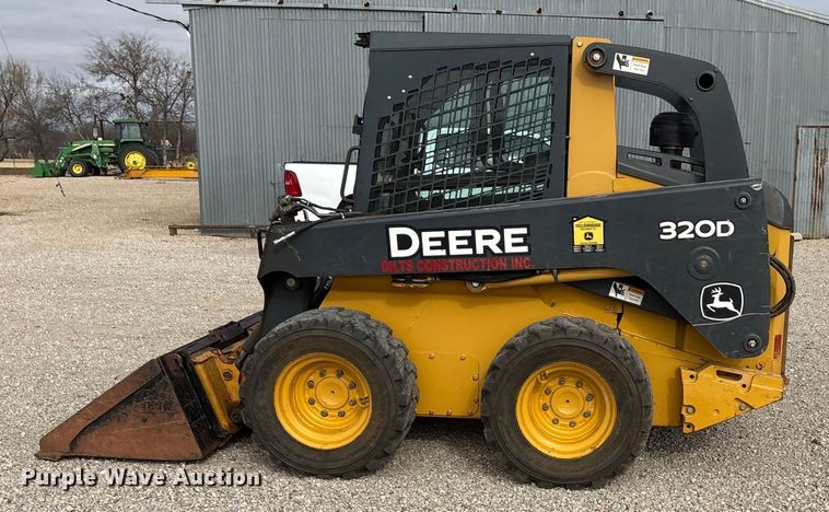 image for item EA7874 2012 John Deere 320D skid steer loader