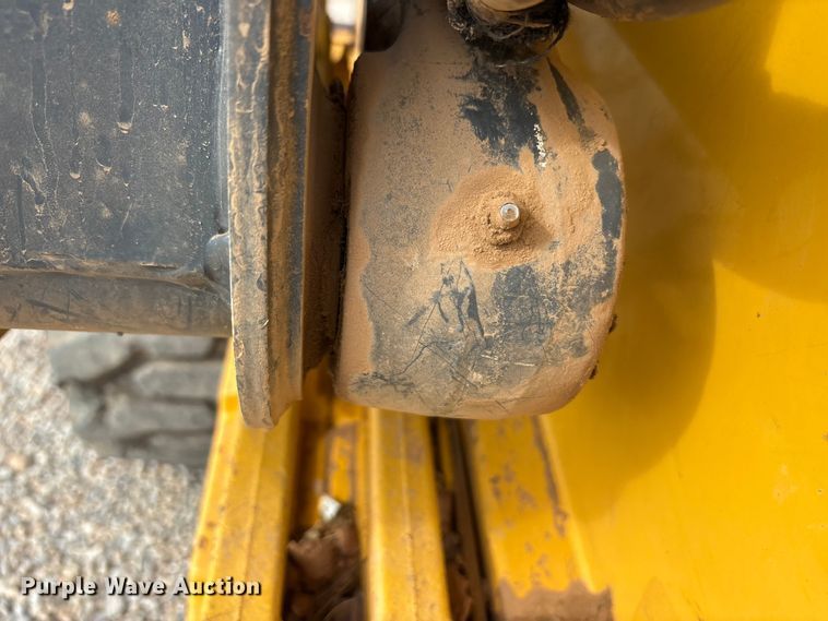 image for item EA7874 2012 John Deere 320D skid steer loader