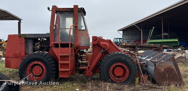 image for item EA7880 1977 Taylor T-958 wheel loader