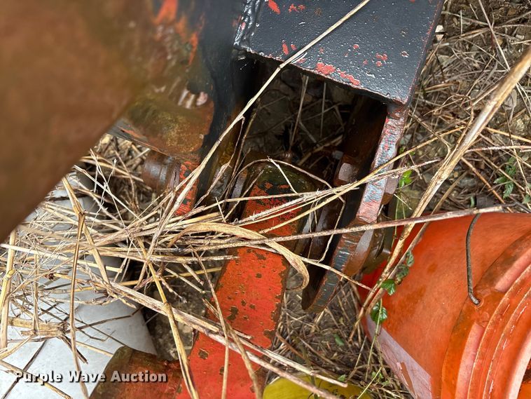 image for item EA7880 1977 Taylor T-958 wheel loader