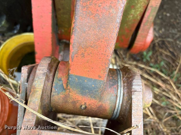 image for item EA7880 1977 Taylor T-958 wheel loader