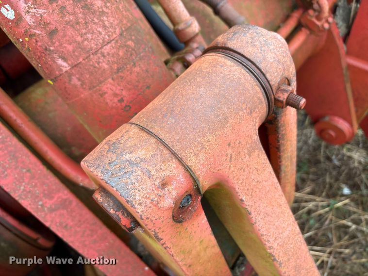 image for item EA7880 1977 Taylor T-958 wheel loader