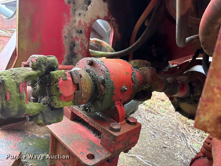 image for item EA7880 1977 Taylor T-958 wheel loader