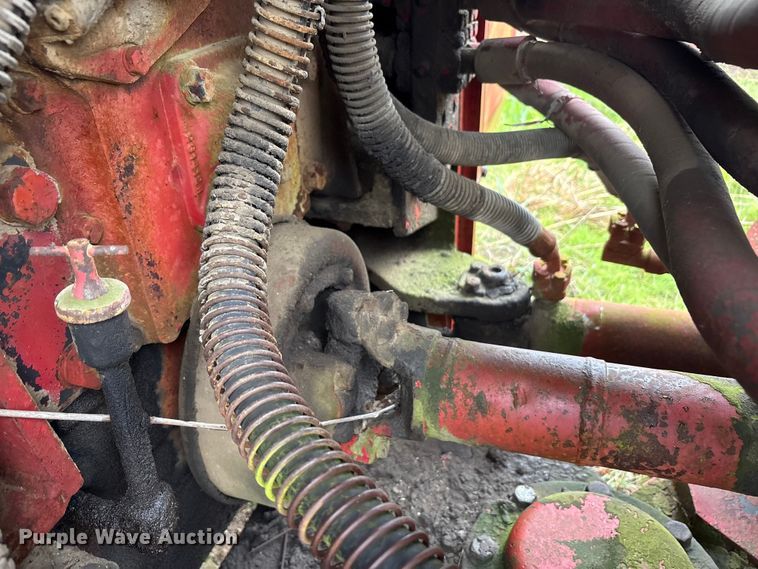 image for item EA7880 1977 Taylor T-958 wheel loader