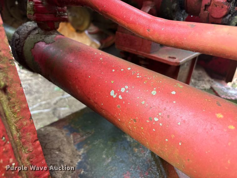 image for item EA7880 1977 Taylor T-958 wheel loader