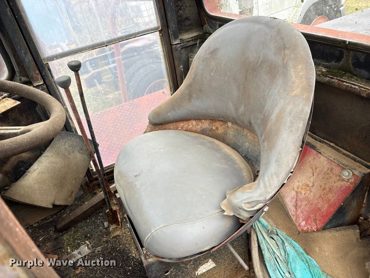 image for item EA7880 1977 Taylor T-958 wheel loader