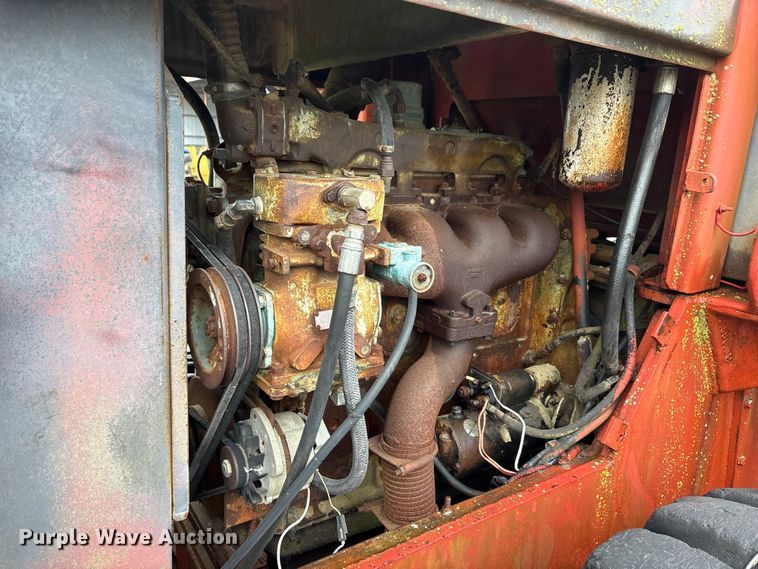 image for item EA7880 1977 Taylor T-958 wheel loader