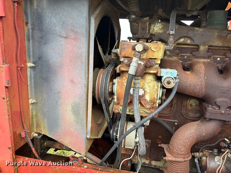 image for item EA7880 1977 Taylor T-958 wheel loader