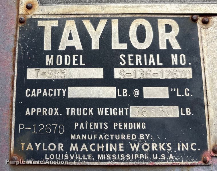 image for item EA7880 1977 Taylor T-958 wheel loader