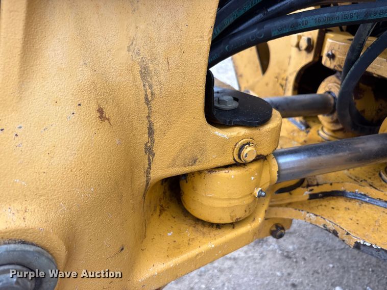 image for item EA7900 2010 John Deere 310J backhoe
