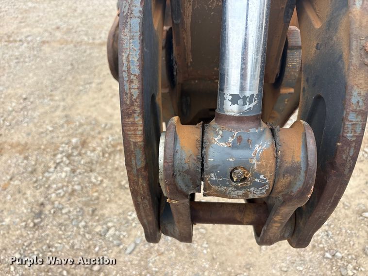 image for item EA7900 2010 John Deere 310J backhoe