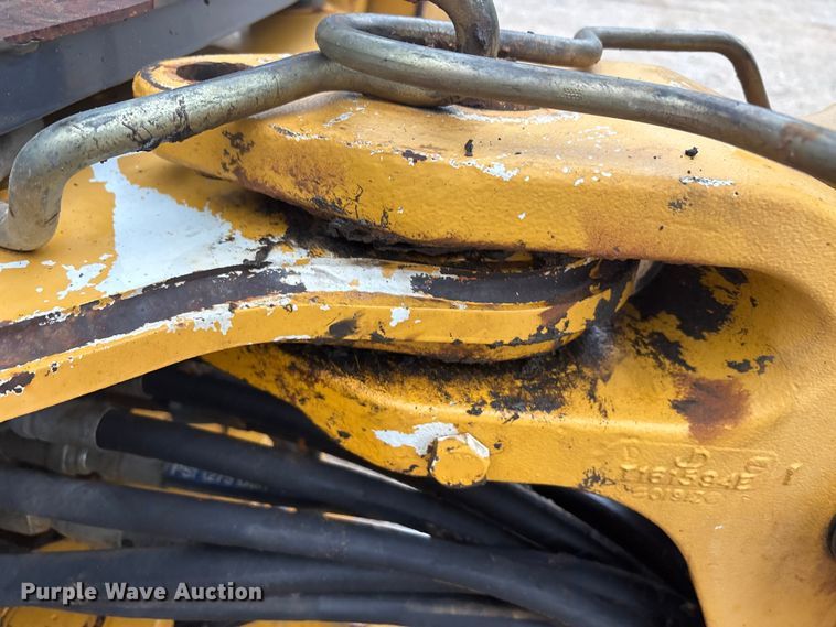 image for item EA7900 2010 John Deere 310J backhoe