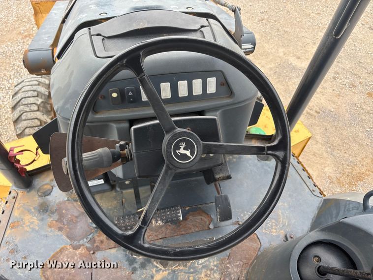 image for item EA7900 2010 John Deere 310J backhoe