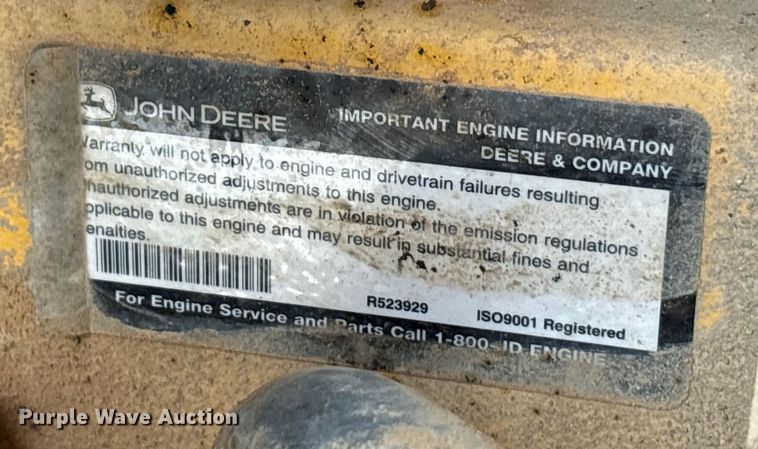 image for item EA7900 2010 John Deere 310J backhoe