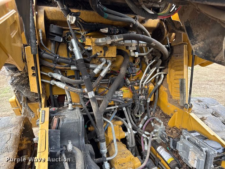 image for item EC4516 2017 Caterpillar 299D2 XHP tracked skid steer loader