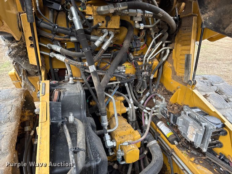 image for item EC4516 2017 Caterpillar 299D2 XHP tracked skid steer loader