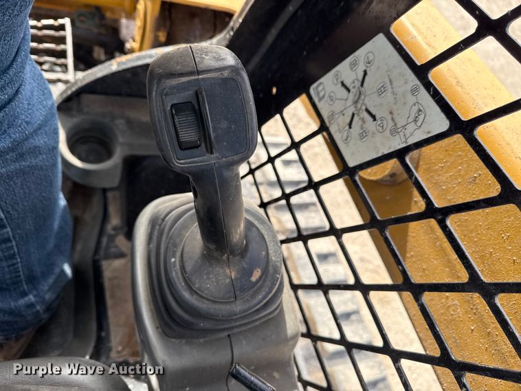 image for item EC4521 Caterpillar 259D tracked skid steer loader