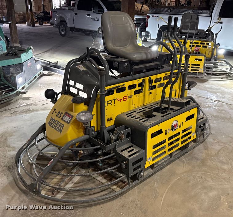 image for item EC4526 2015 Wacker Neuson CRT48 power trowel
