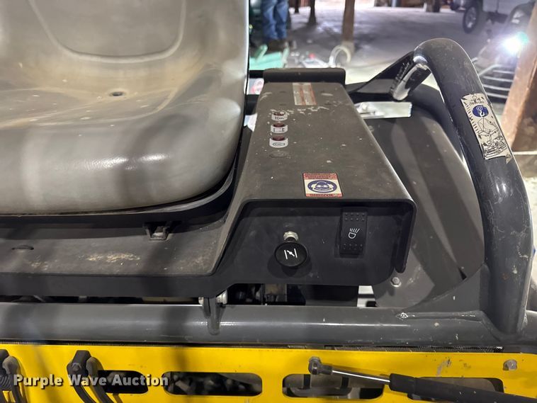 image for item EC4526 2015 Wacker Neuson CRT48 power trowel