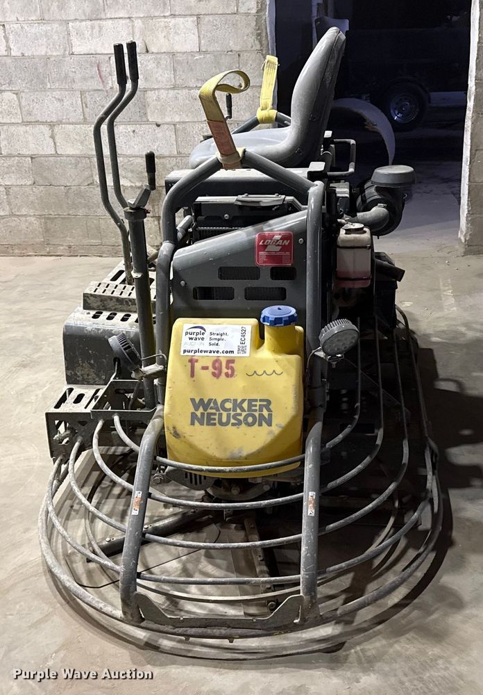 image for item EC4527 Wacker neuson CRT48 power trowel