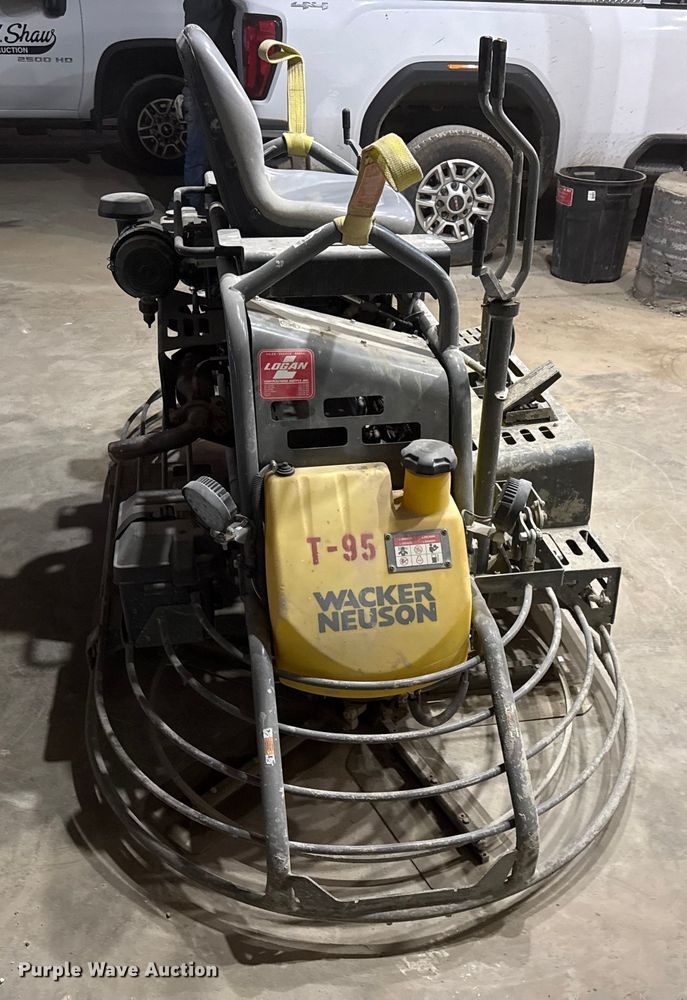 image for item EC4527 Wacker neuson CRT48 power trowel