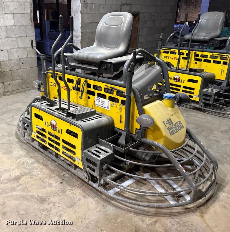 image for item EC4529 2015 Wacker neuseon CRT48 power trowel