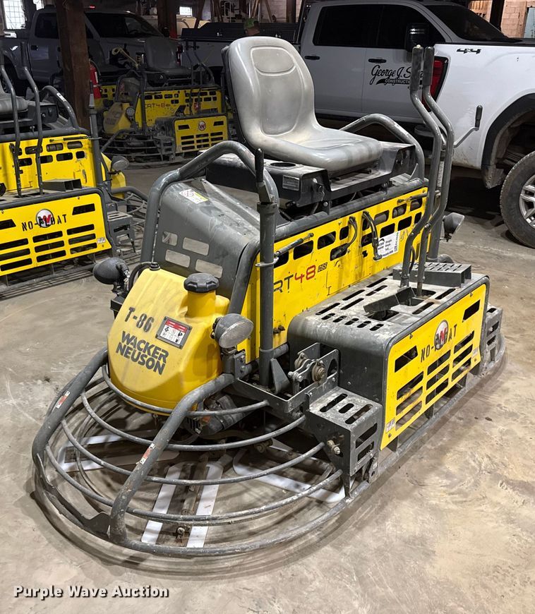 image for item EC4529 2015 Wacker neuseon CRT48 power trowel