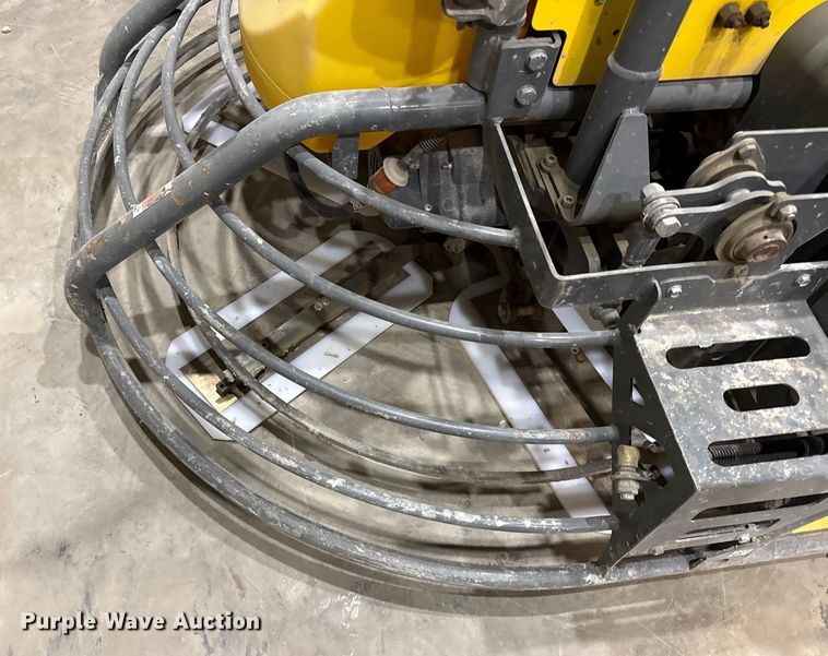 image for item EC4529 2015 Wacker neuseon CRT48 power trowel