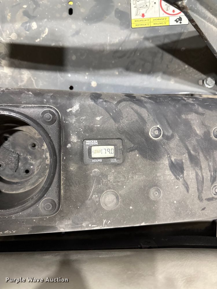 image for item EC4529 2015 Wacker neuseon CRT48 power trowel