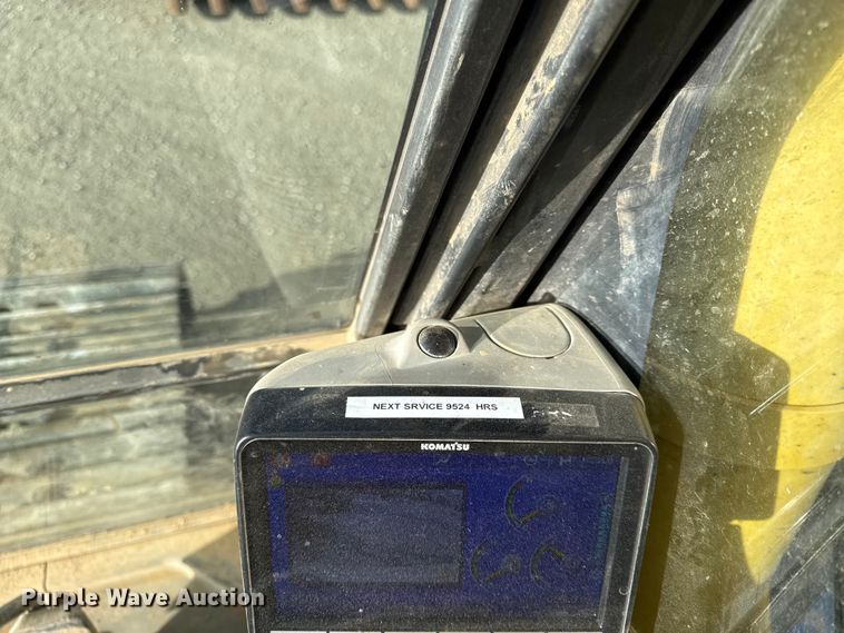 image for item EC4530 2015 Komatsu PC490LC-11 excavator