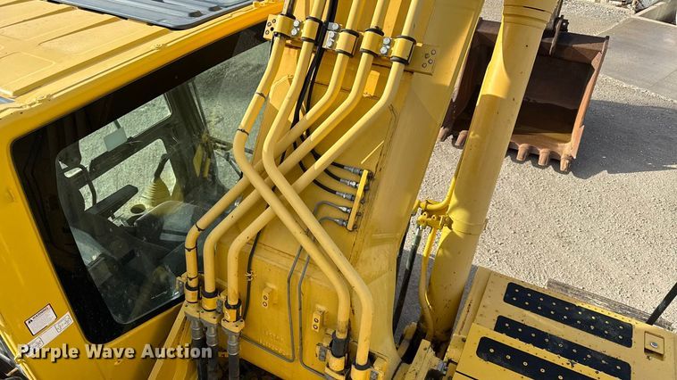 image for item EC4530 2015 Komatsu PC490LC-11 excavator