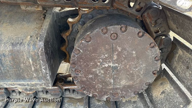 image for item EC4530 2015 Komatsu PC490LC-11 excavator