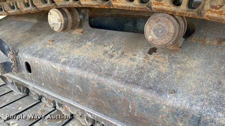 image for item EC4530 2015 Komatsu PC490LC-11 excavator