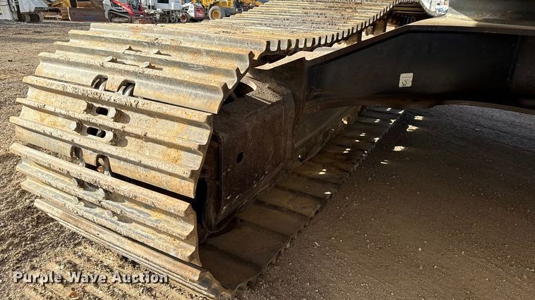 image for item EC4530 2015 Komatsu PC490LC-11 excavator