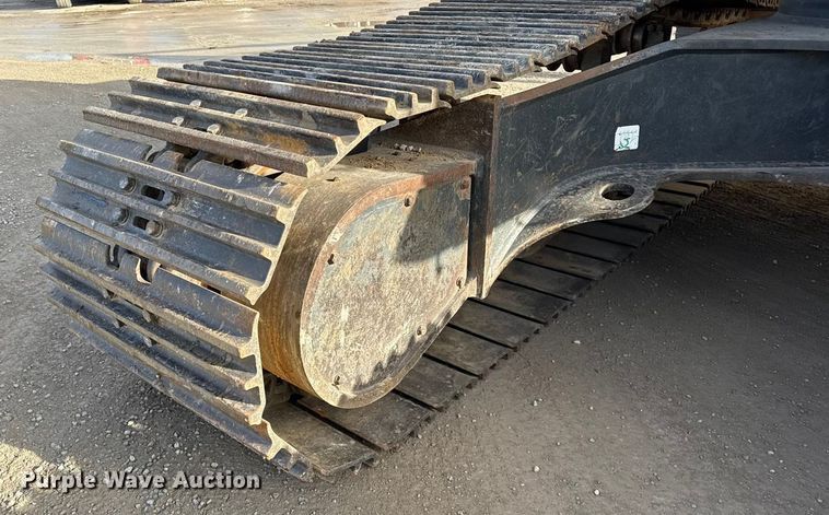 image for item EC4530 2015 Komatsu PC490LC-11 excavator