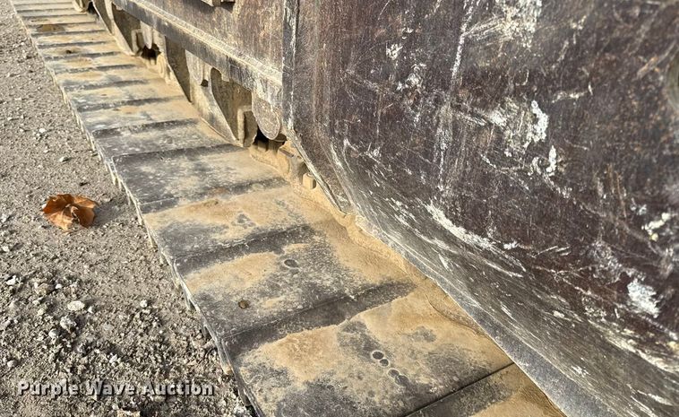 image for item EC4530 2015 Komatsu PC490LC-11 excavator