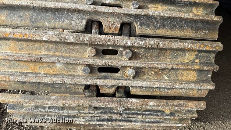 image for item EC4530 2015 Komatsu PC490LC-11 excavator