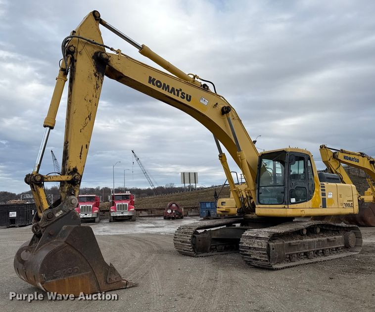 image for item EC4531 2002 Komatsu PC300LC-6 excavator