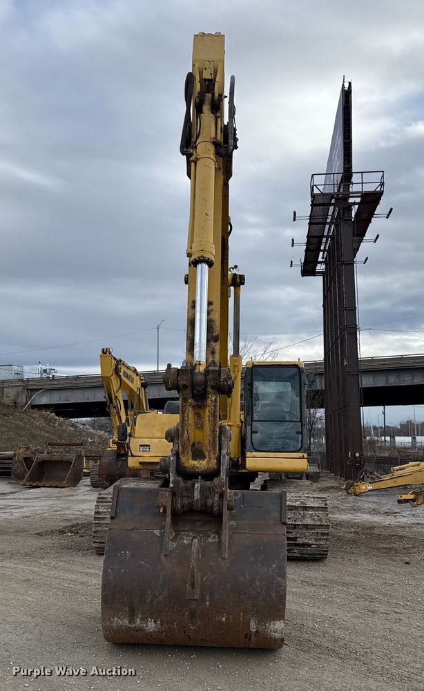 image for item EC4531 2002 Komatsu PC300LC-6 excavator