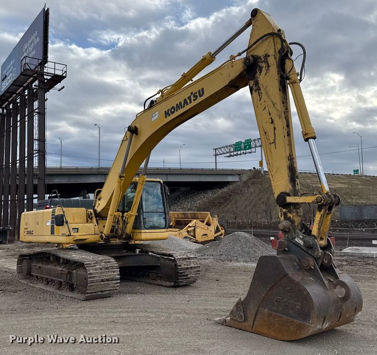 image for item EC4531 2002 Komatsu PC300LC-6 excavator